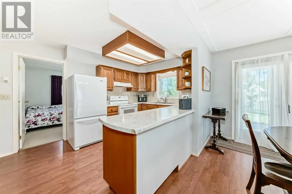 32 Ramsey Close