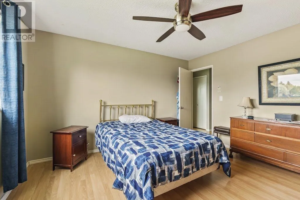 31 Maranda Close NE
