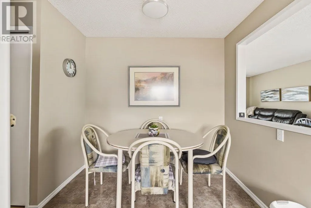 31 Maranda Close NE