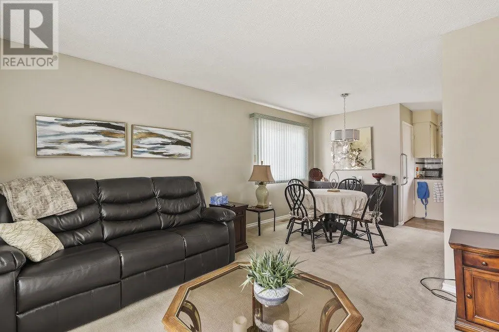 31 Maranda Close NE