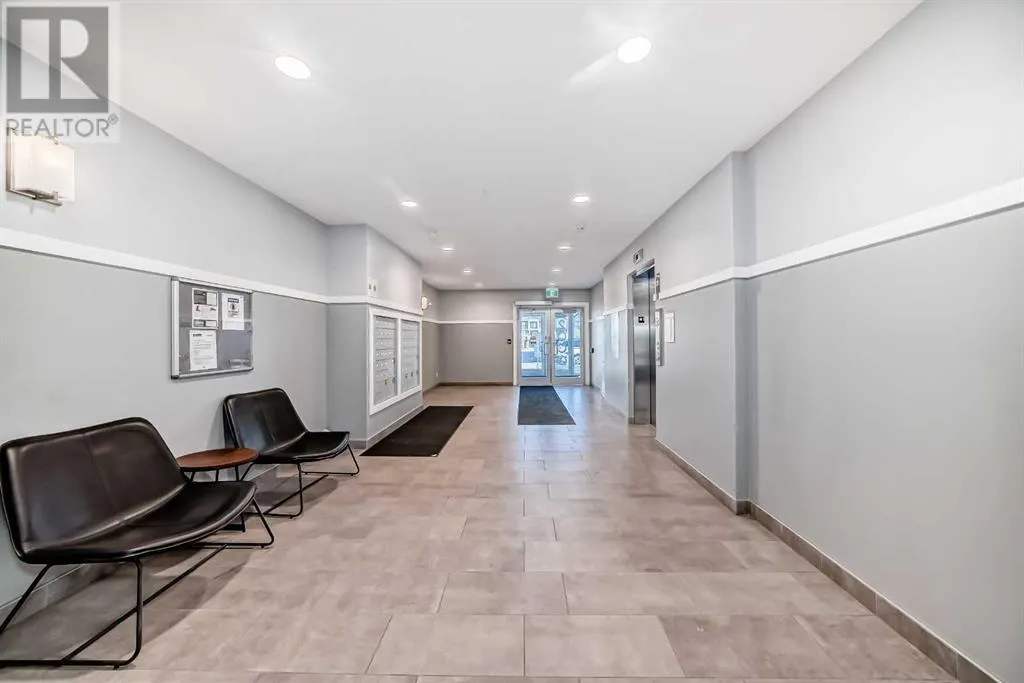2304, 220 Seton Grove SE