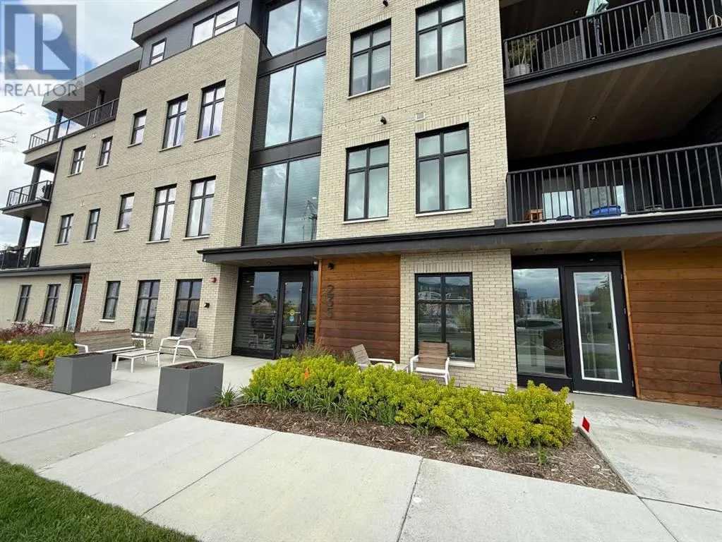 202, 235 Lebel Crescent NW