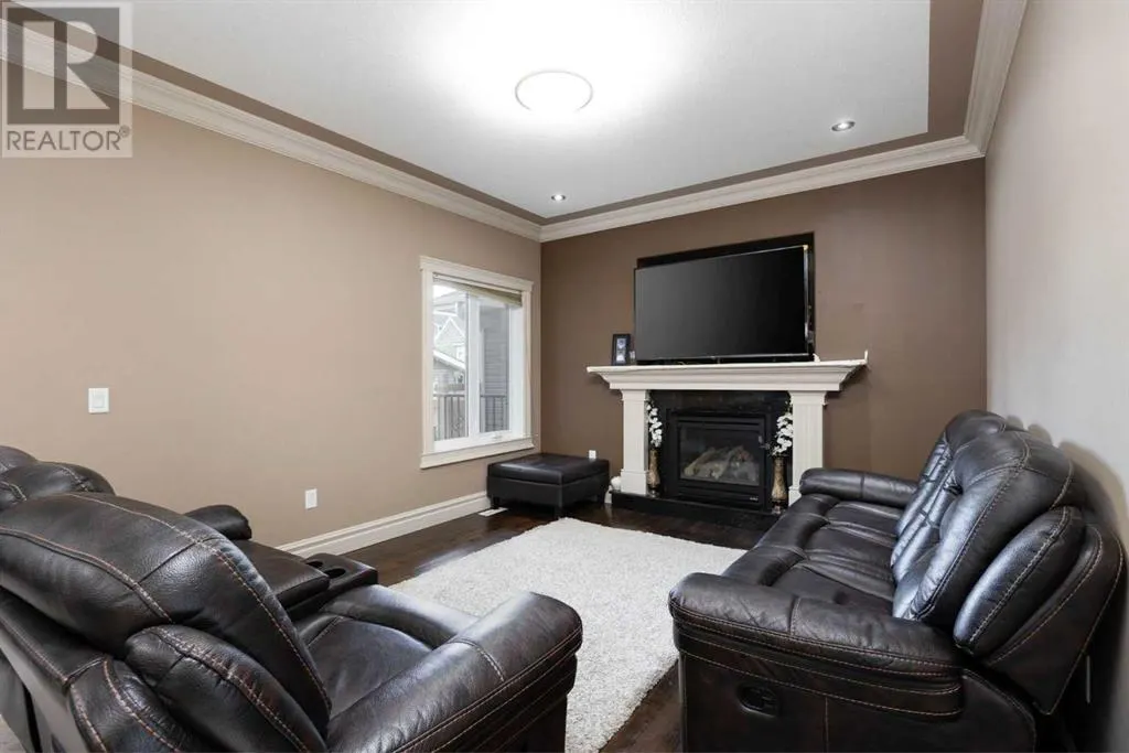 120 Ward Crescent