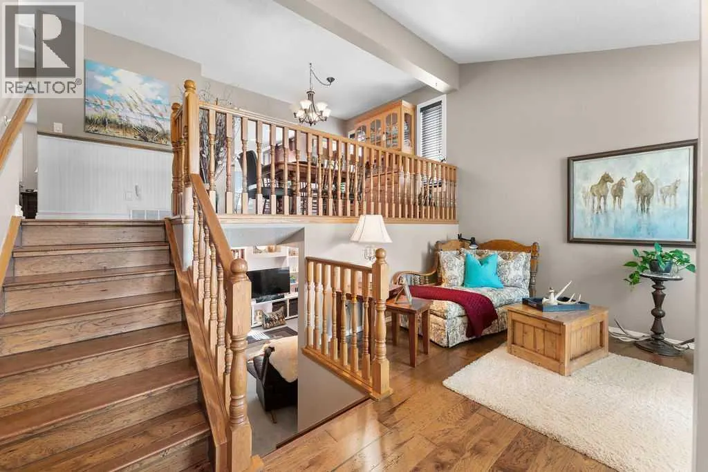 10 Hunters Gate