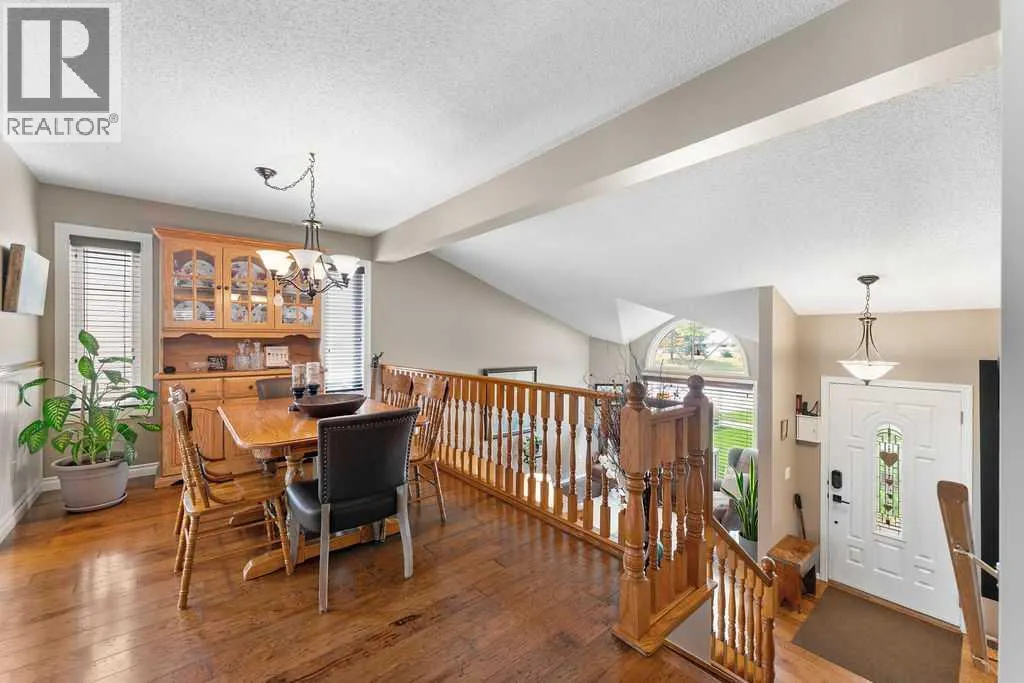 10 Hunters Gate