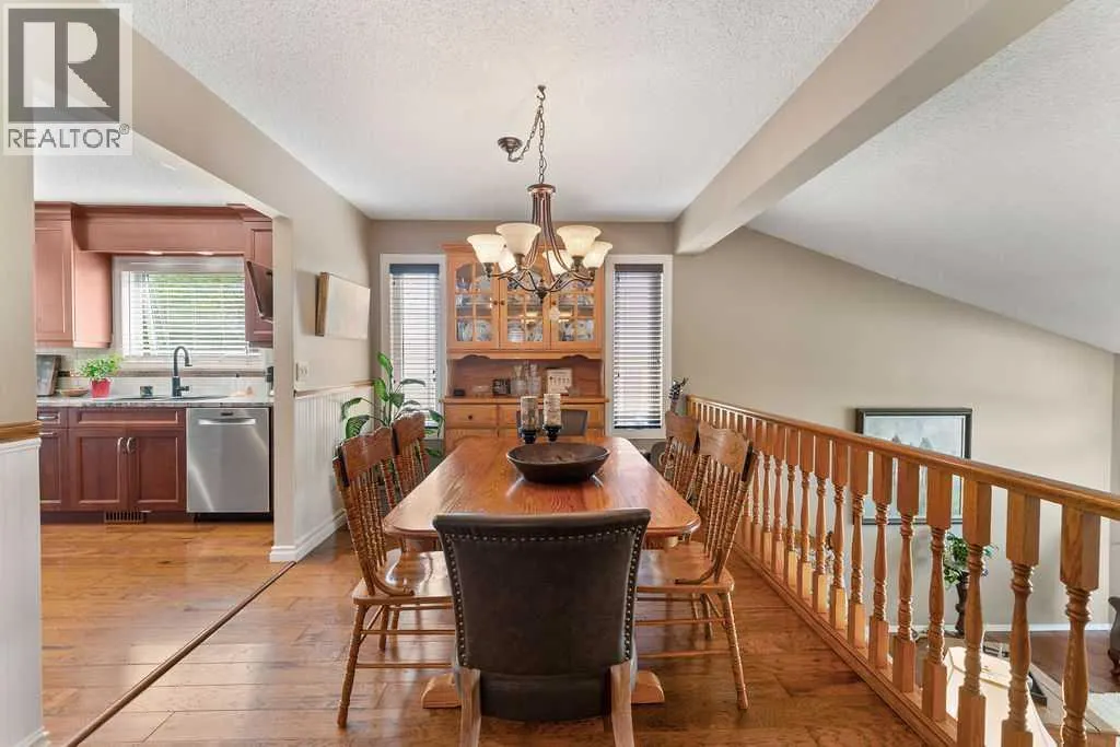 10 Hunters Gate