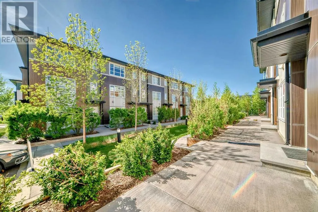 303 Evansridge Park NW