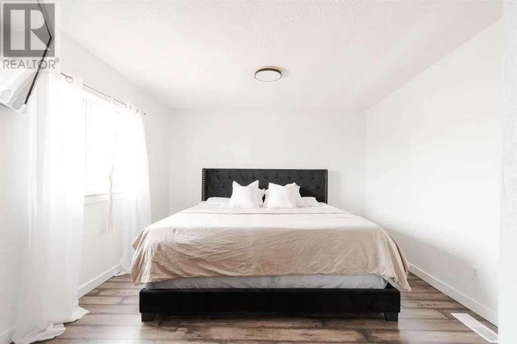 184 Gregoire Crescent
