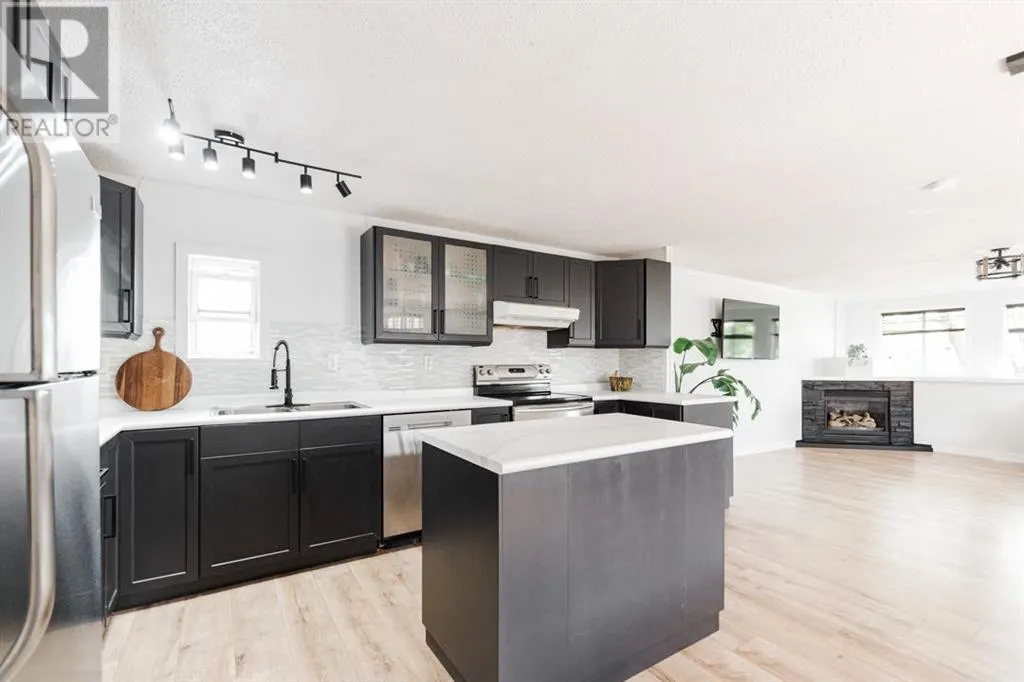 184 Gregoire Crescent