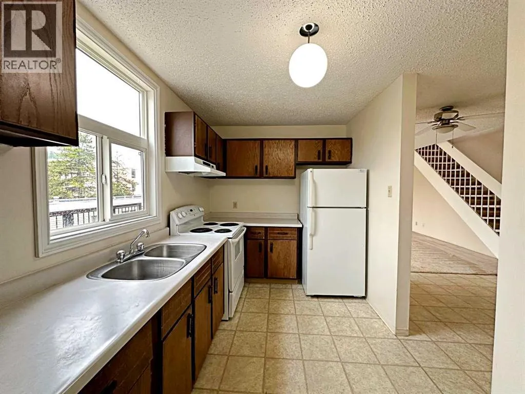 1639, 21 Macdonald Drive