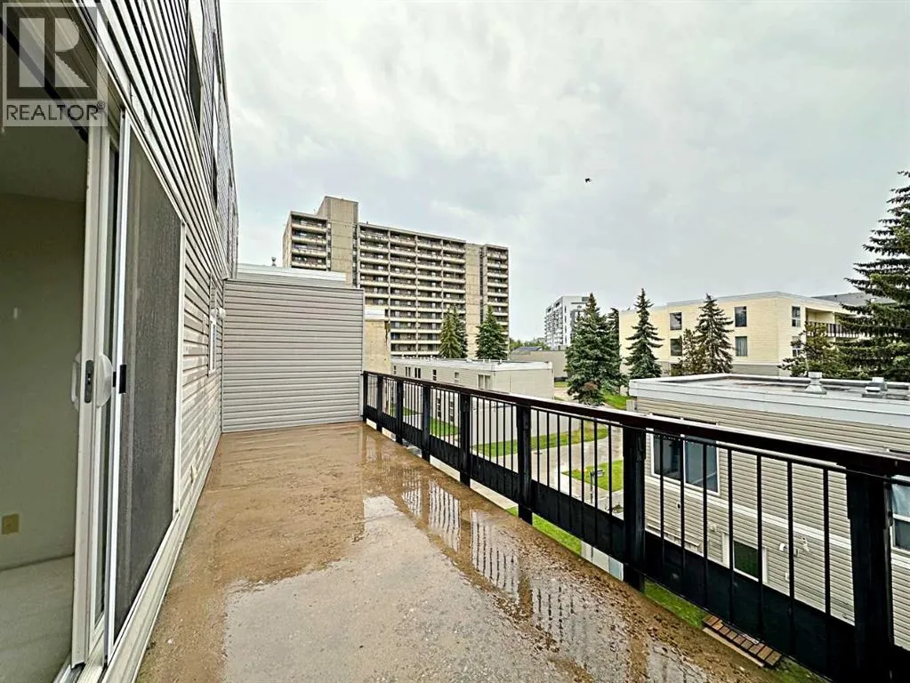 1639, 21 Macdonald Drive