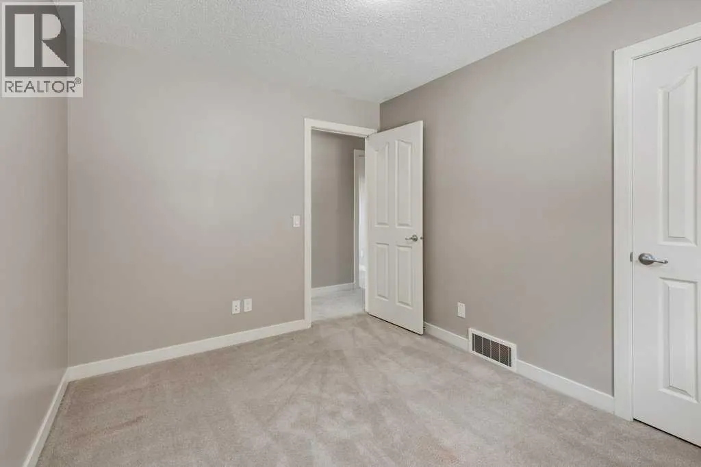 57 Cranford Gardens SE