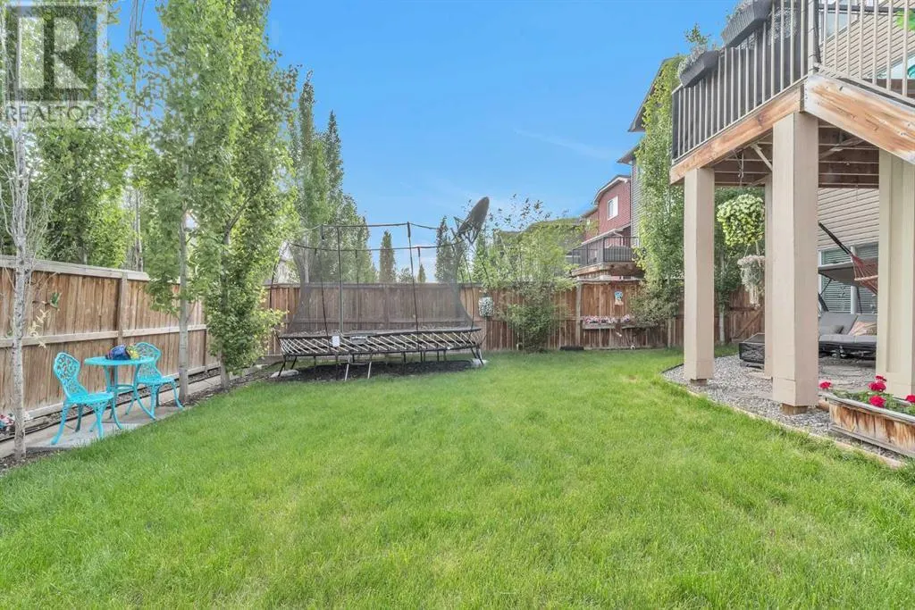19 Mount Rae Heights
