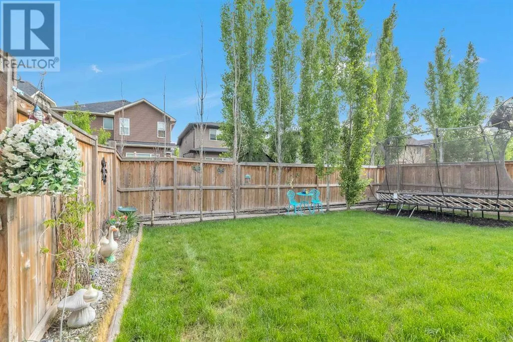 19 Mount Rae Heights