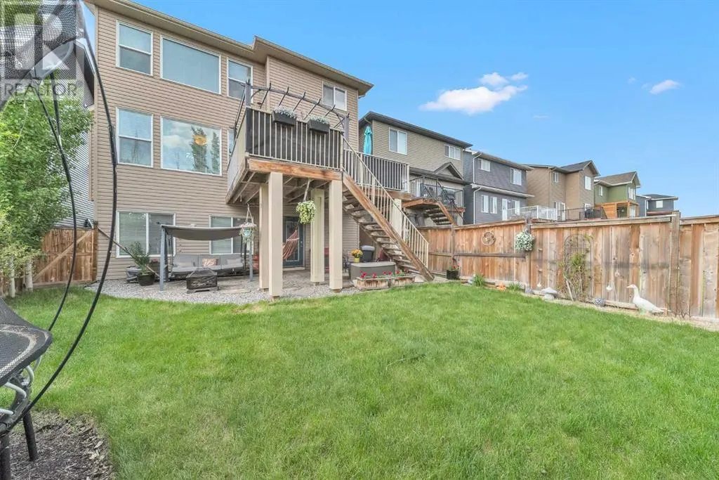 19 Mount Rae Heights