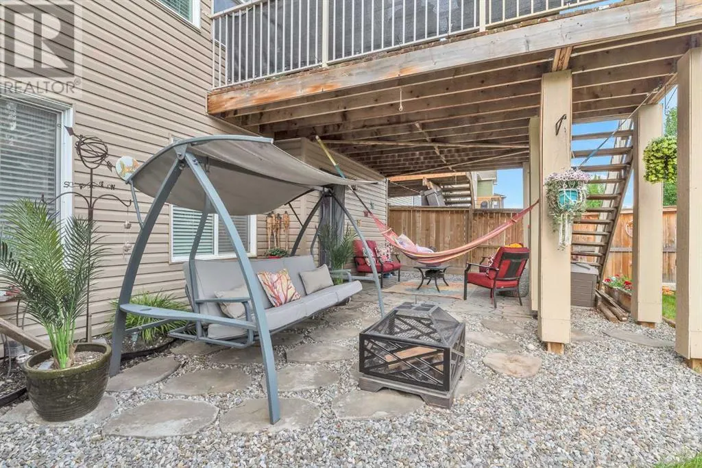 19 Mount Rae Heights