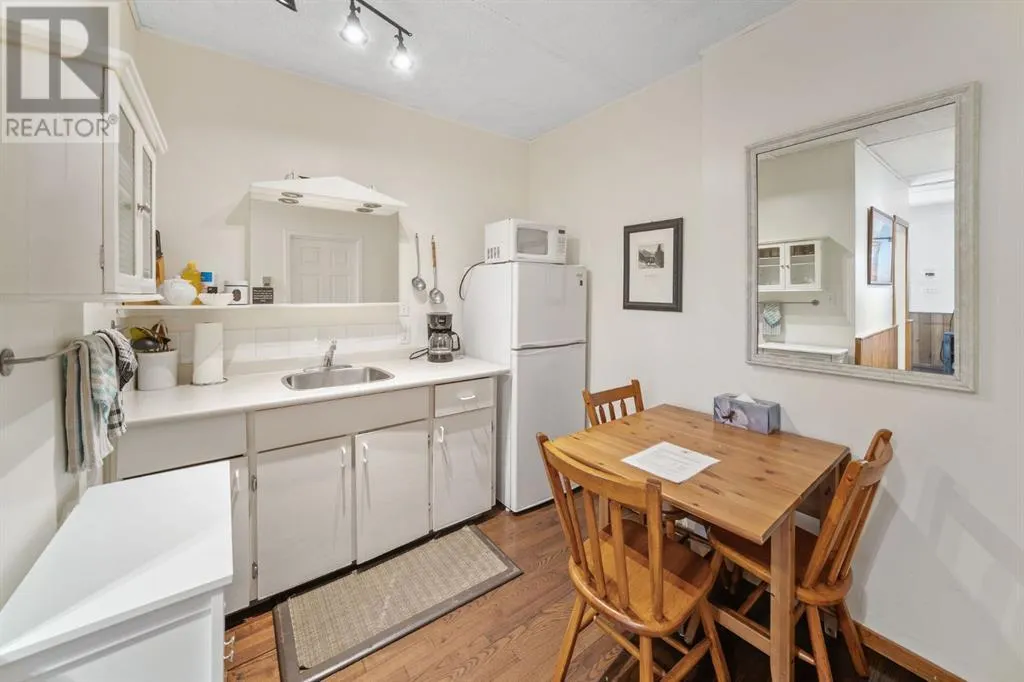 218 & 220 Beaver Street