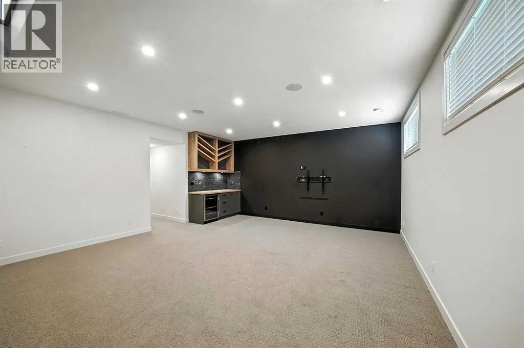 129 Emerald Drive