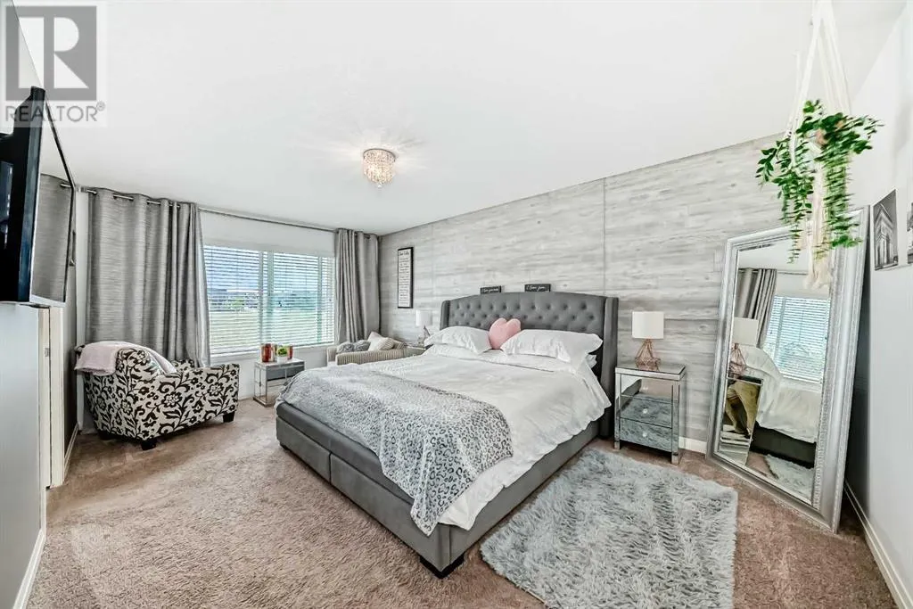 212 Auburn Meadows Crescent SE