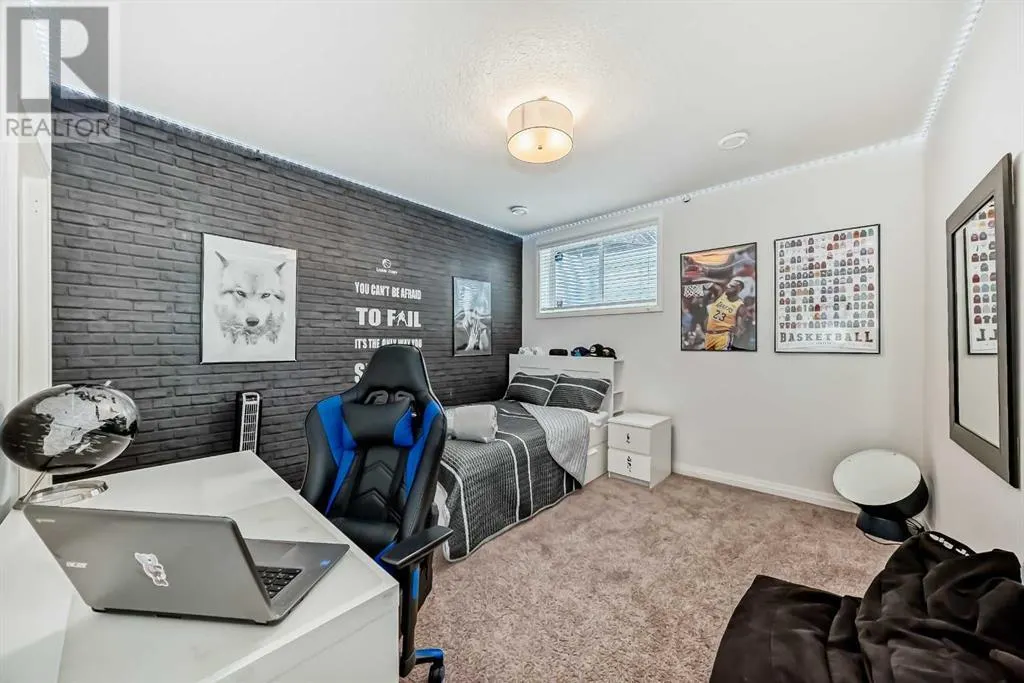 212 Auburn Meadows Crescent SE