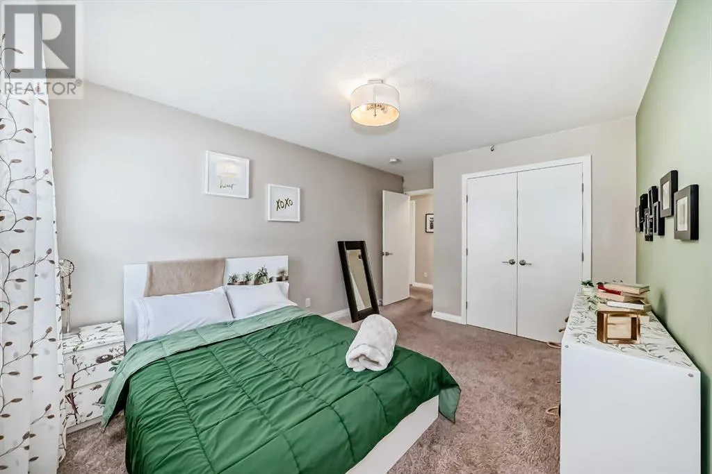 212 Auburn Meadows Crescent SE