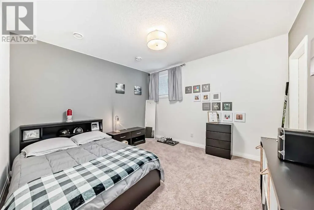 212 Auburn Meadows Crescent SE