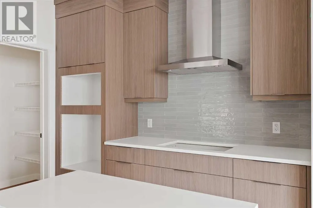83 Silver Spruce Bay SW