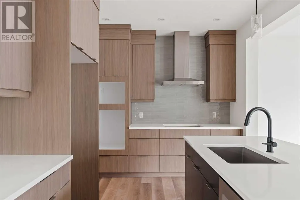 83 Silver Spruce Bay SW