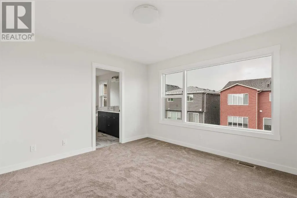 83 Silver Spruce Bay SW