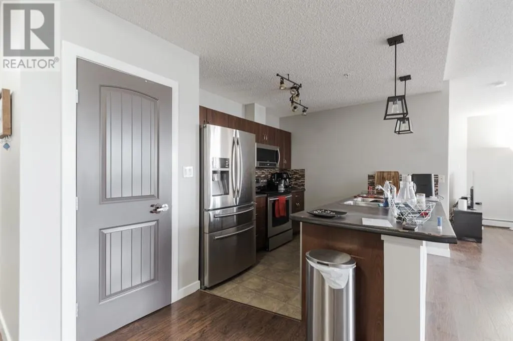 305, 136D Sandpiper Road