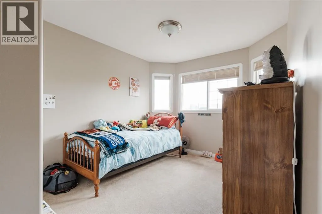 335 Warren Road