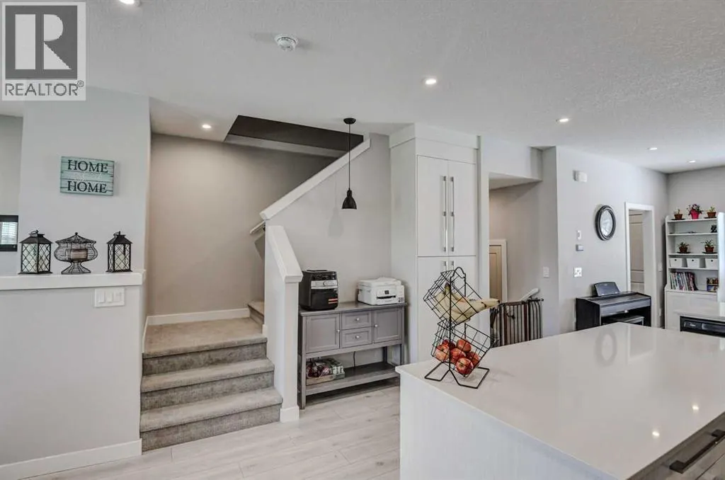 448 West Lakeview Drive