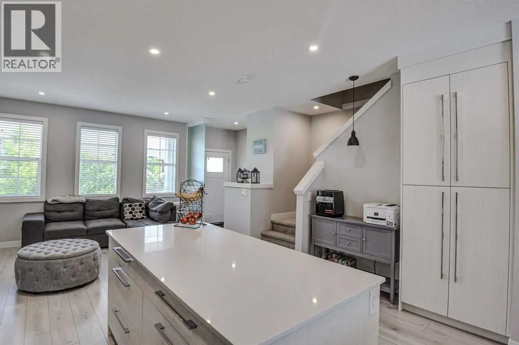 448 West Lakeview Drive