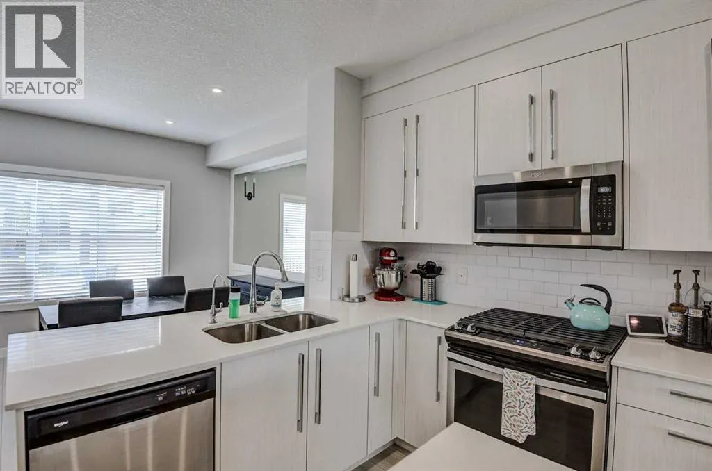 448 West Lakeview Drive