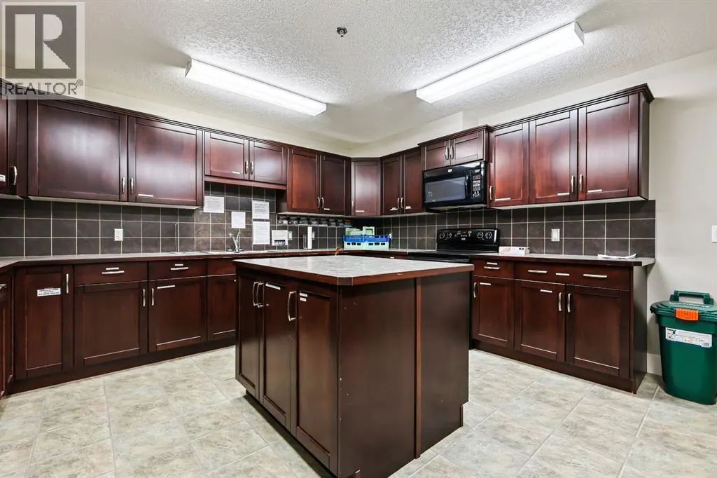 107, 77 George Fox Trail