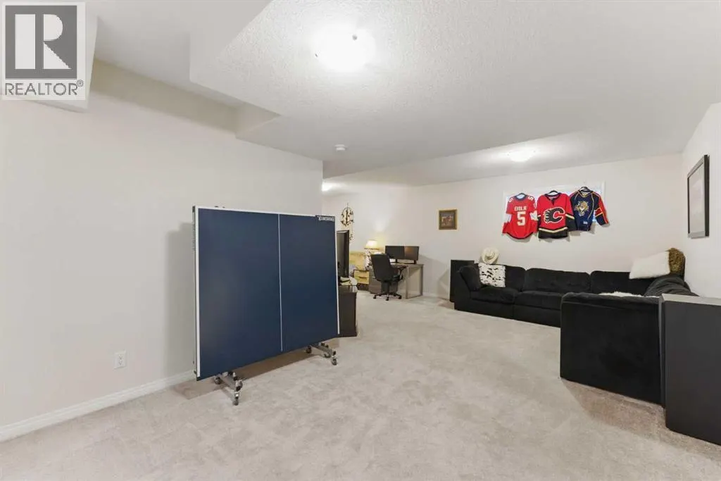 26 Mount Rae Ridge