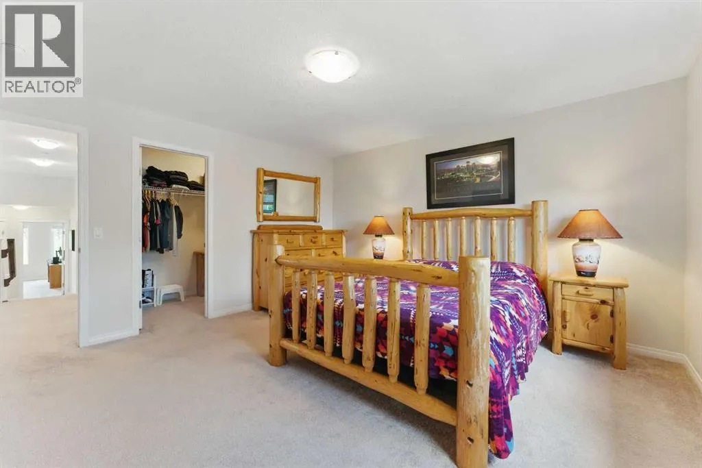 26 Mount Rae Ridge