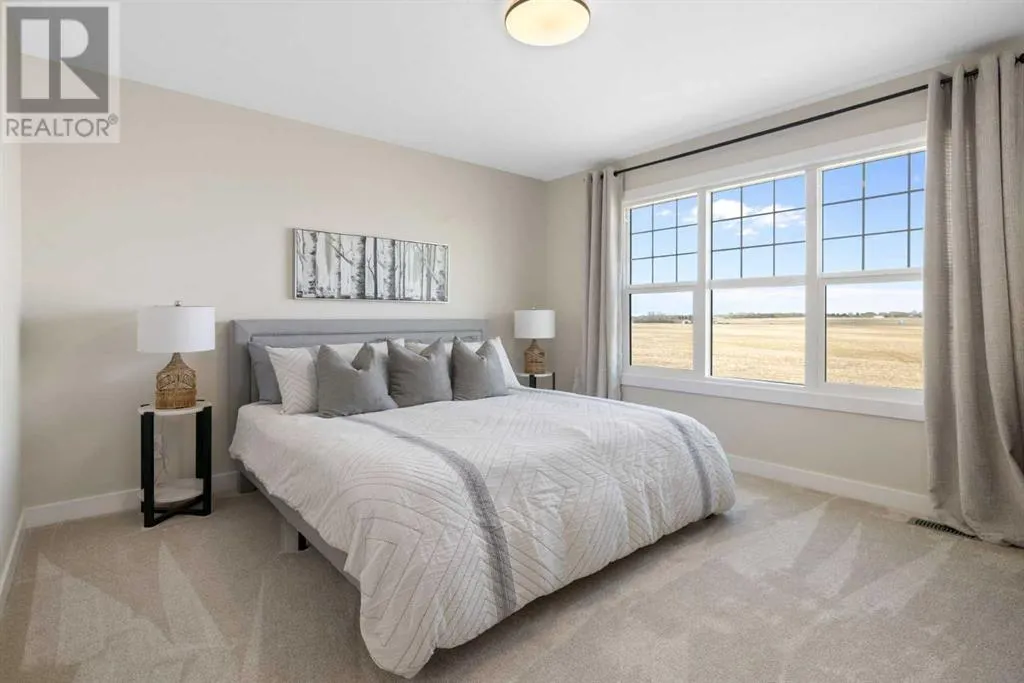 390 Kinniburgh Loop