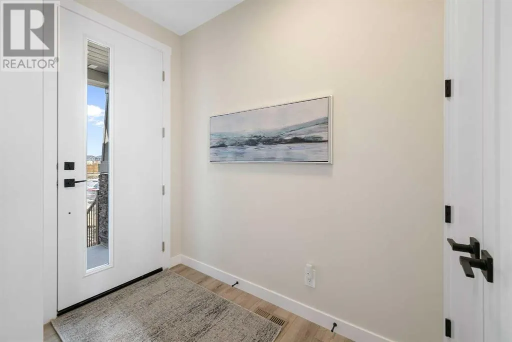 390 Kinniburgh Loop