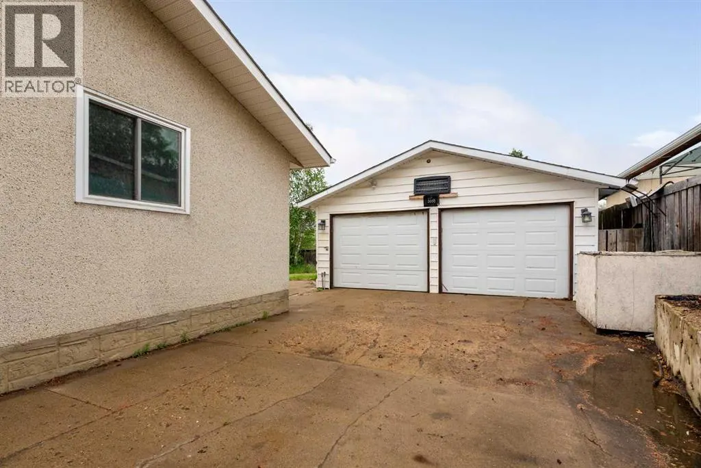 105 Simpson Way