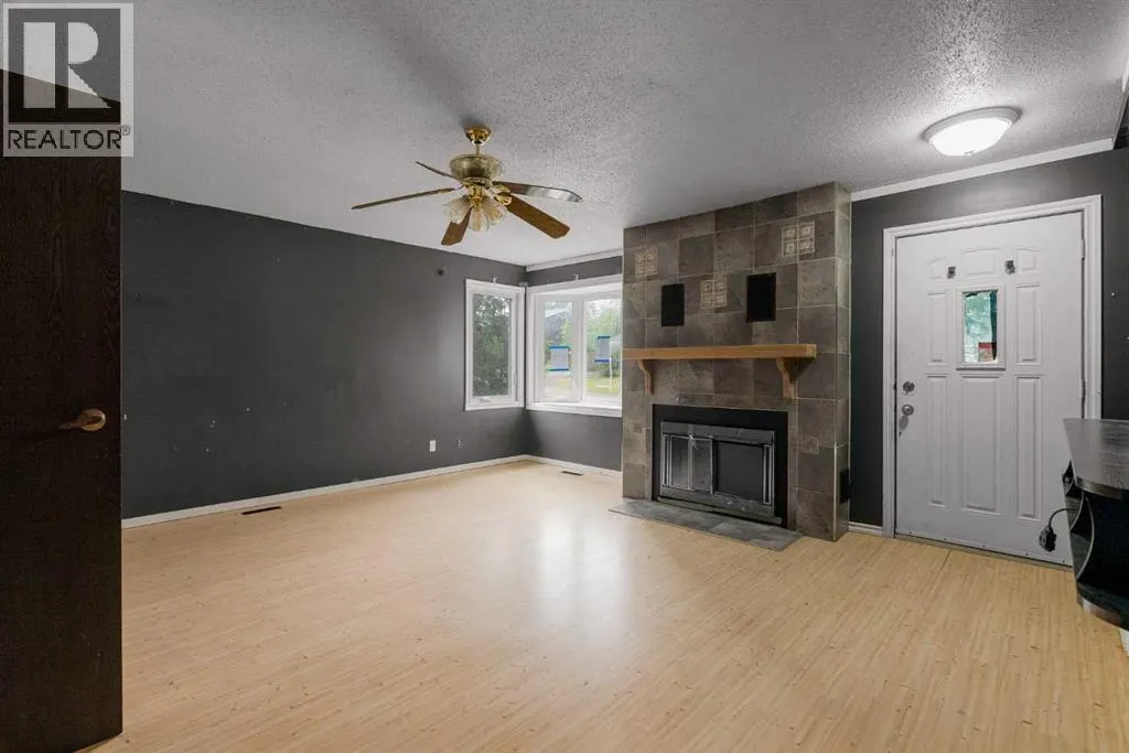 105 Simpson Way