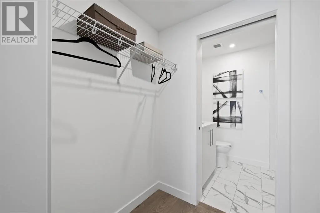 3203, 6 Merganser Drive W