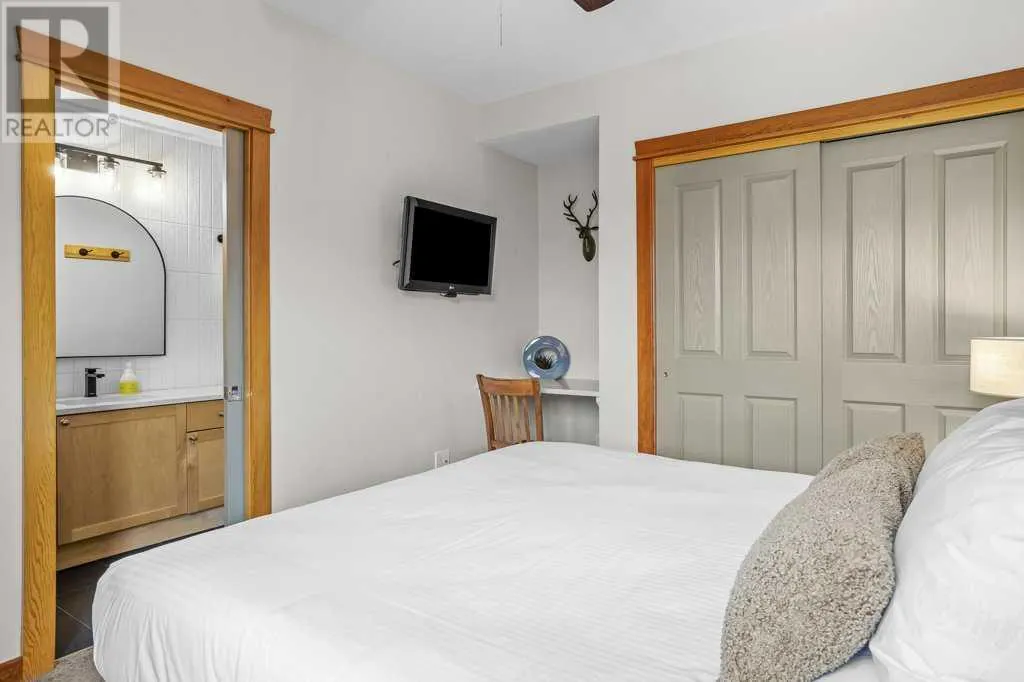 201, 109 Montane Road