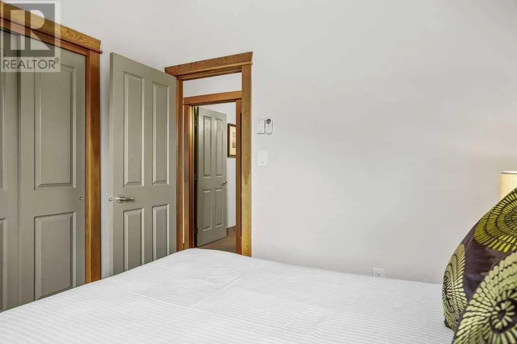 201, 109 Montane Road