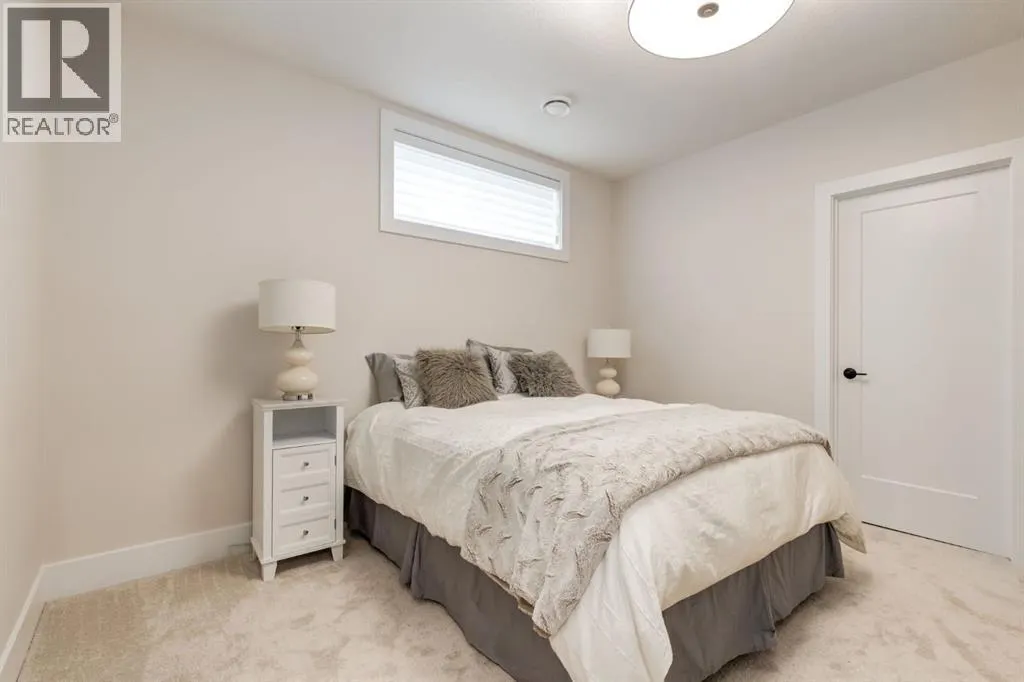 213 Marina Cove SE