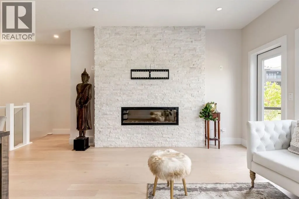 213 Marina Cove SE