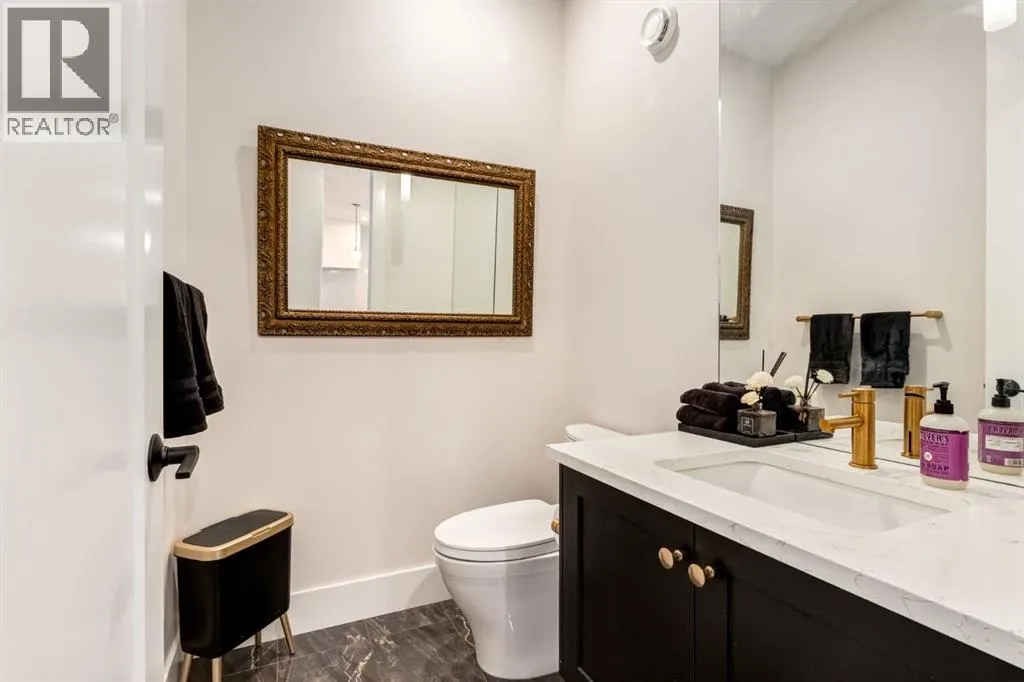 213 Marina Cove SE