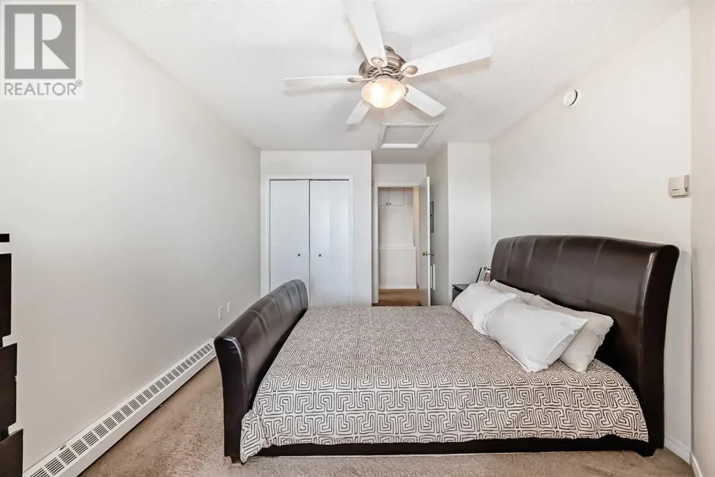 12, 21 McKenzie Towne Gate SE