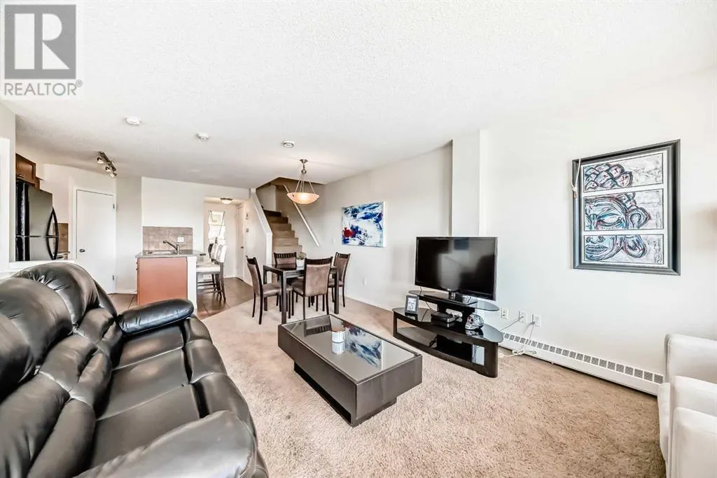 12, 21 McKenzie Towne Gate SE