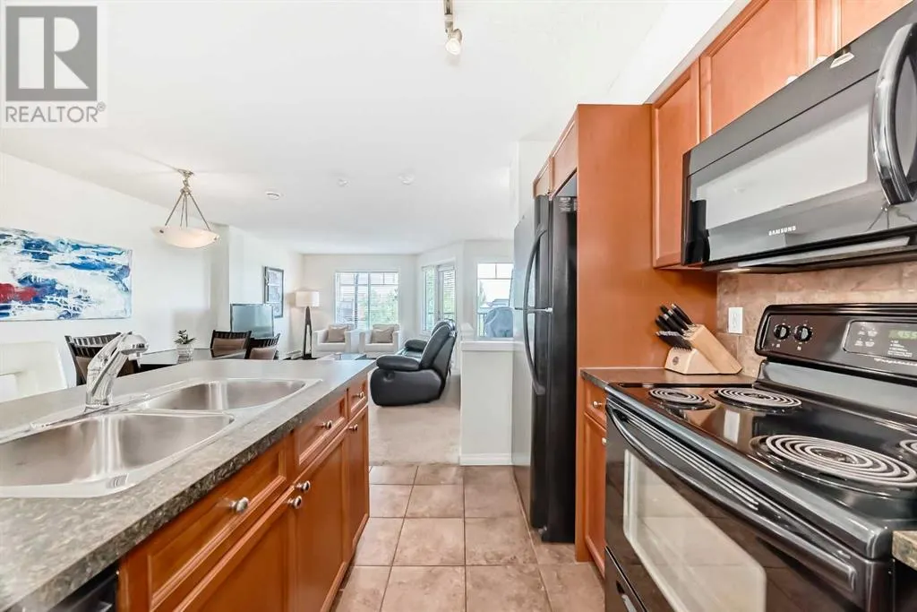 12, 21 McKenzie Towne Gate SE